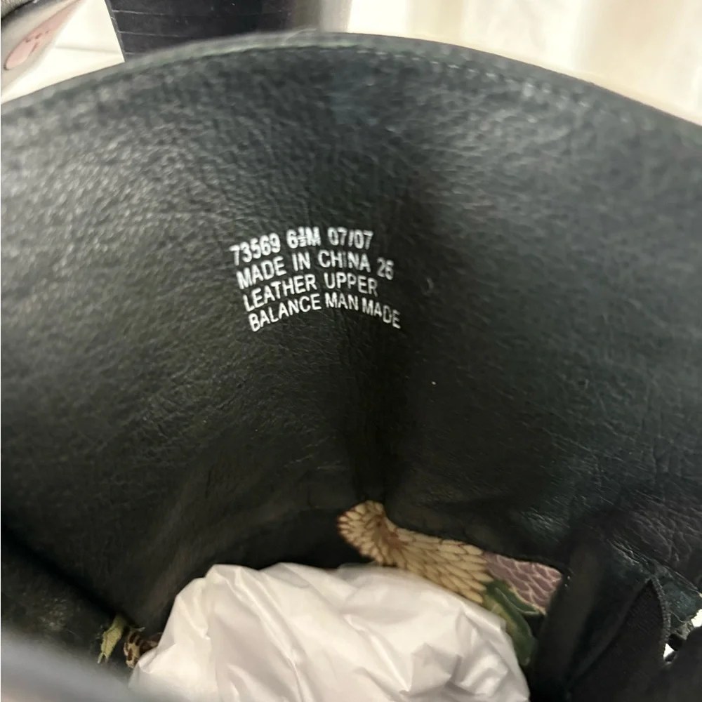 Clarks Artisan Collection Black Heeled Bootie - Picture 8 of 9